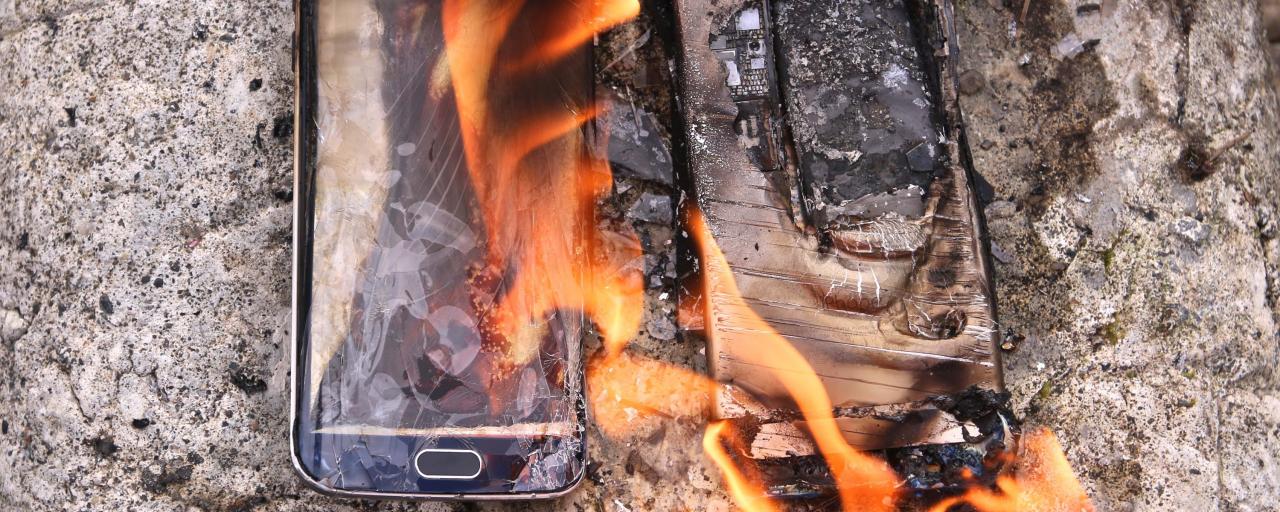 New Lithium-Ion Batteries Pack Built-In Fire Extinguishers