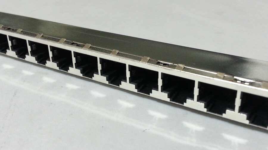 NEW Listing! FREE Shipping! 12Port Ethernet Jack Connector Shielded Modular RJ-45 CAT5 8P8C 95676-012-2 48pc