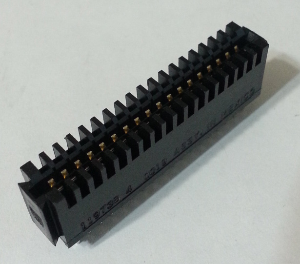 NEW Listing! FREE Shipping! Header Connector 10Position Vertical Low Profile PICOFLEX Molex 90325-3010 32pcs