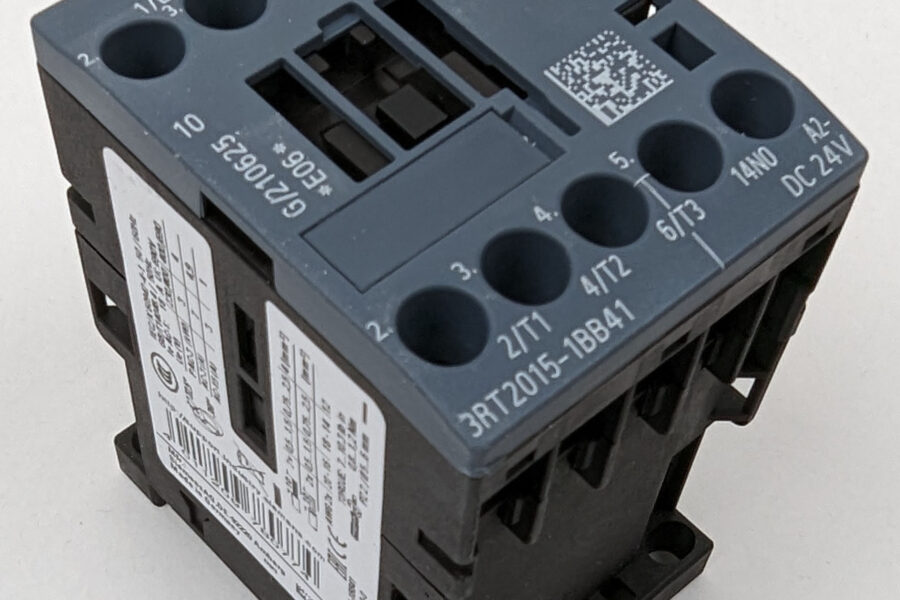 NEW Listing! FREE Shipping! Siemens Contactor SIRIUS 3RT2015-1BB41 3PST-NO DIN Rail 24Vdc Coil 690VAC 7A NEW