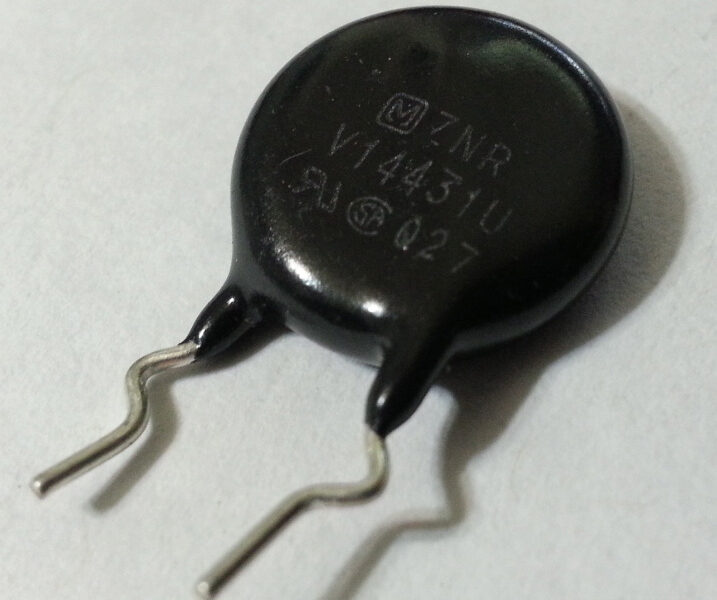 NEW Listing! FREE Shipping! Varistor Transient Surge Absorbers ZNR 430V Panasonic ERZV14V431 NEW 700pcs