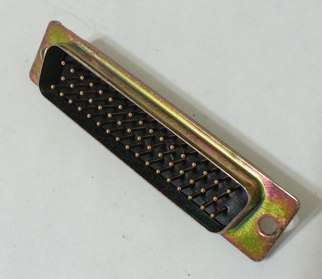 NEW Listing! FREE Shipping! D-Sub Connector Plug 50 Pins Male Gold Plated Amphenol L177DD50P NEW 13pcs