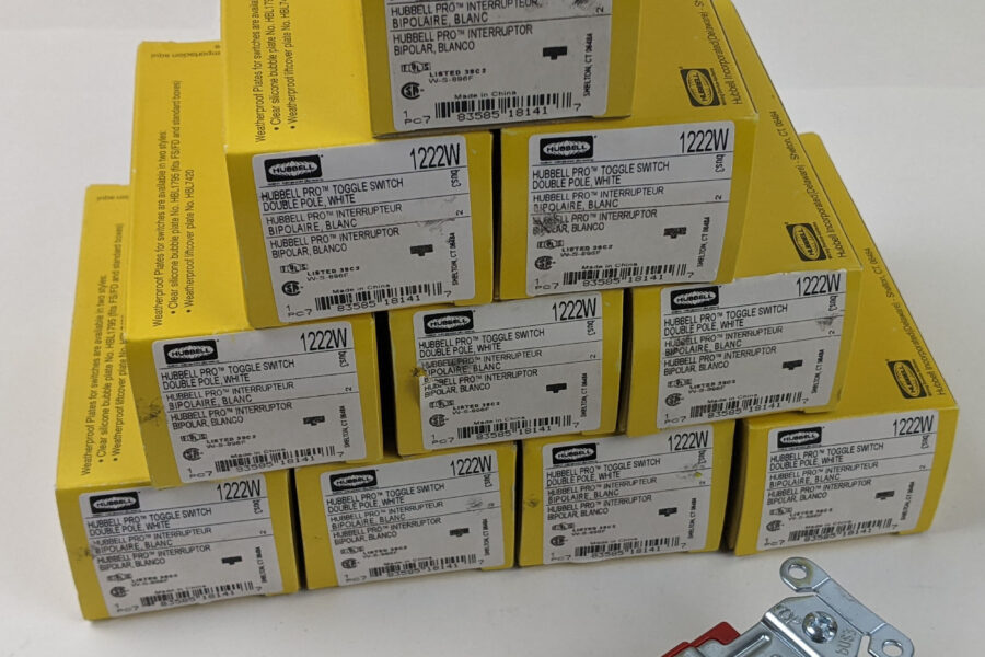 NEW Listing! FREE Shipping! 10 Hubbell Toggle Switch Pro 20amp 120V-277V White 2-Pole Maintained 1222W NEW