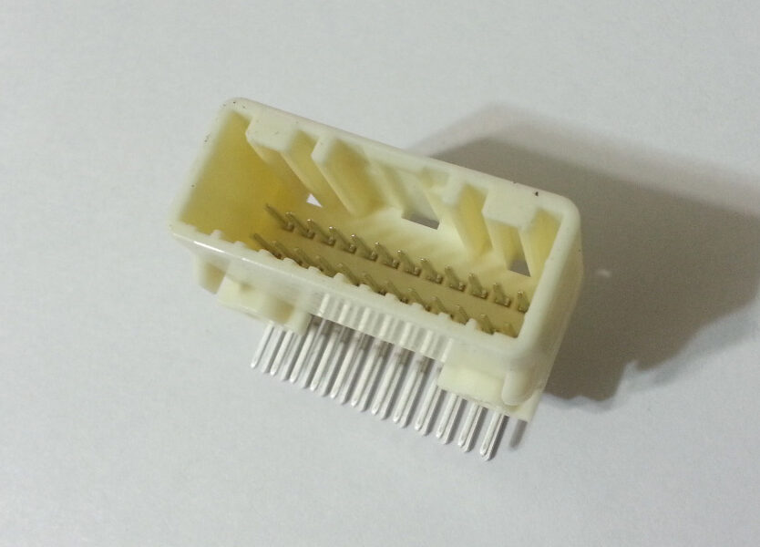 NEW Listing! FREE Shipping! 14pcs Connector Header Automotive 24-Pin 2.2mm TE Connectivity AMP 1-1318853-3