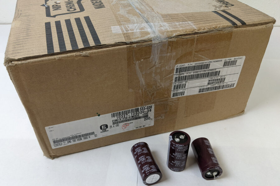 NEW Listing! FREE Shipping! Electrolytic Capacitor 1800uF 160V Nippon Chemi-Con EKMQ161VSN182MQ50S 200pcs