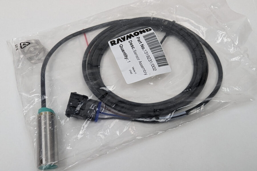 NEW Listing! FREE Shipping!  Raymond Proximity Sensor Assembly 1319231/002 NEW FREE SHIPPING!