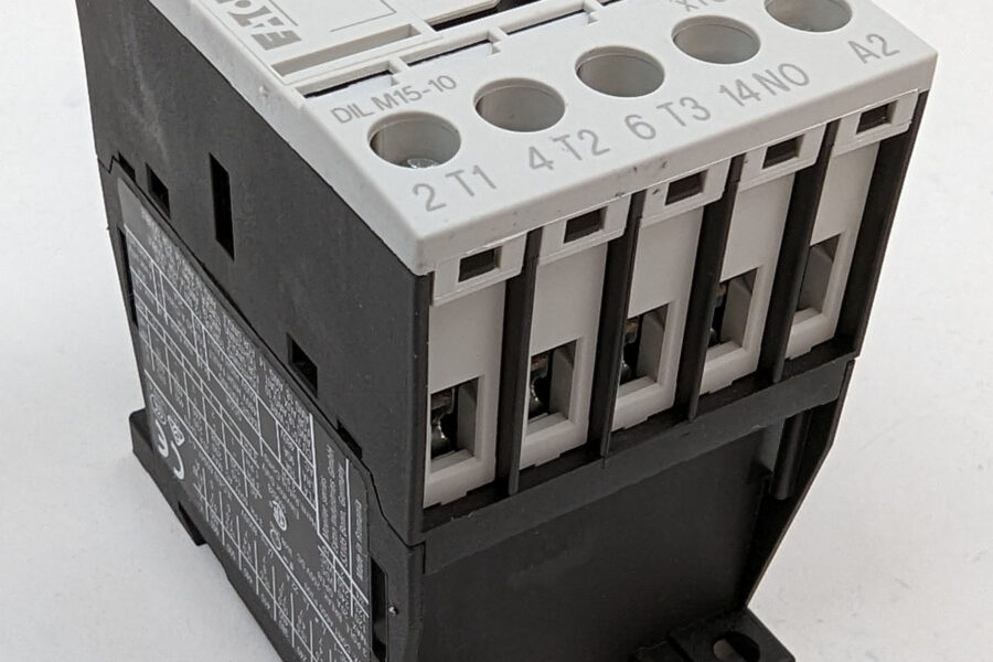 NEW Listing! FREE Shipping! EATON Contactor DILM15-10 15A 10HP@460Vac 3Pole 24Vdc Coil XTCE015B10 Series NEW