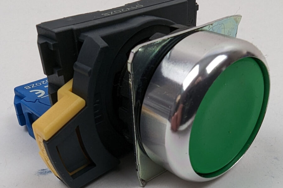 NEW Listing! FREE Shipping! Omron Switch Pushbutton SPST-NO Panel Mount Green 22mm A22NN-RNM-NGA-G100-NN NEW