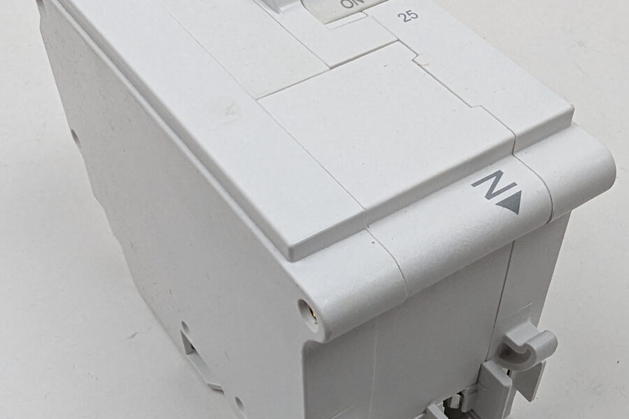 NEW Listing! FREE Shipping! Leviton Circuit Breaker LB225 25A 2Pole Standard Branch wHydraulic Trip 120/240V