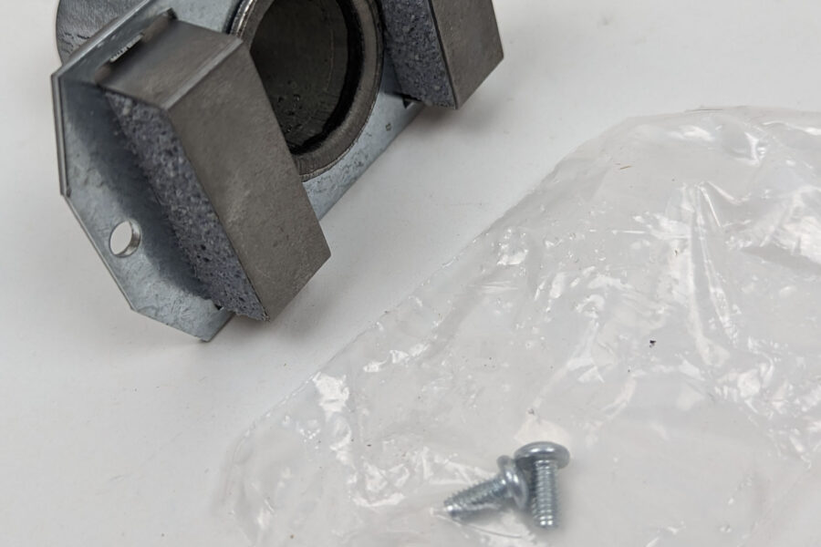 NEW Listing! FREE Shipping! Poke Thru Device Evolution Series Legrand Wiremold 1″ Conduit Feed Assy 1100CHA