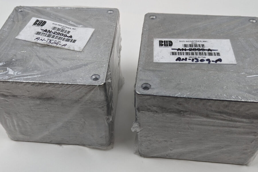 NEW Listing! FREE Shipping! 2 BUD Industries Aluminum Enclosure IP68 NEMA 4X 4.75″x4.75″x4.0″ AN-1309-A NEW