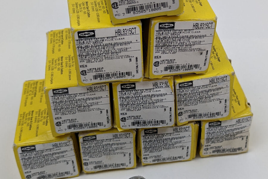 NEW Listing! FREE Shipping! 10pcs Hubbell Hospital Grade Plug HBL8315CT Clear 20A 125V 2Pole 3Wire Grounding