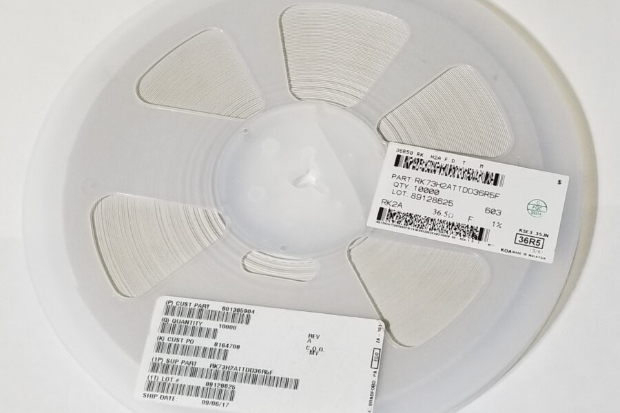 NEW Listing! FREE Shipping! Ceramic Capacitor Multlayer SMD 1uF 50V 1206 HighTemp 150C AVX 12065L105KHZ2A 2K