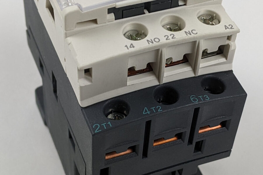 NEW Listing! FREE Shipping! Schneider Contactor LC1D09B7 IEC Contactor 9A 24VAC Coil DIN Rail 600VAC 7.5HP