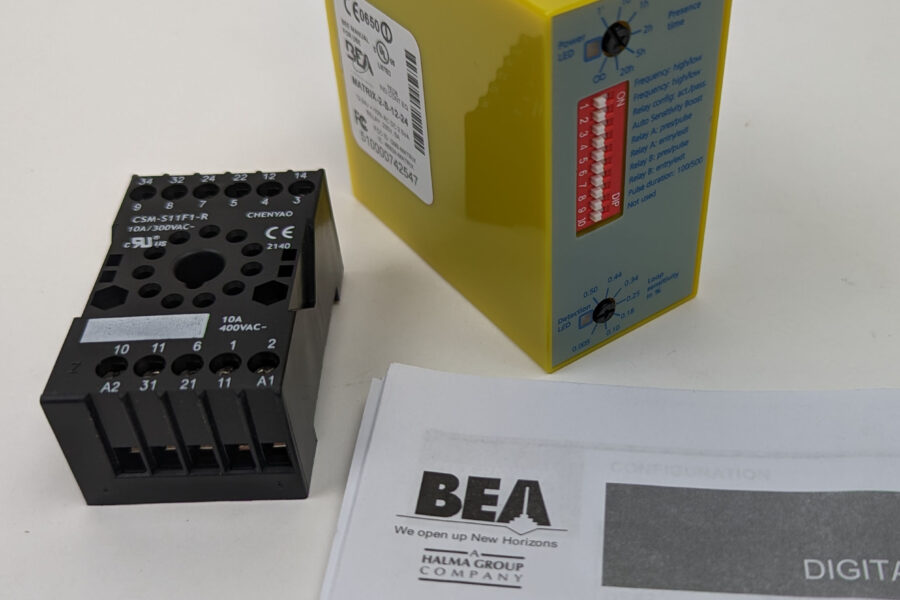 NEW Listing! FREE Shipping! BEA MATRIX-2-S-12-24 Loop Detector Induction Vehicle Sensor 12-24Vac/Vdc NEW