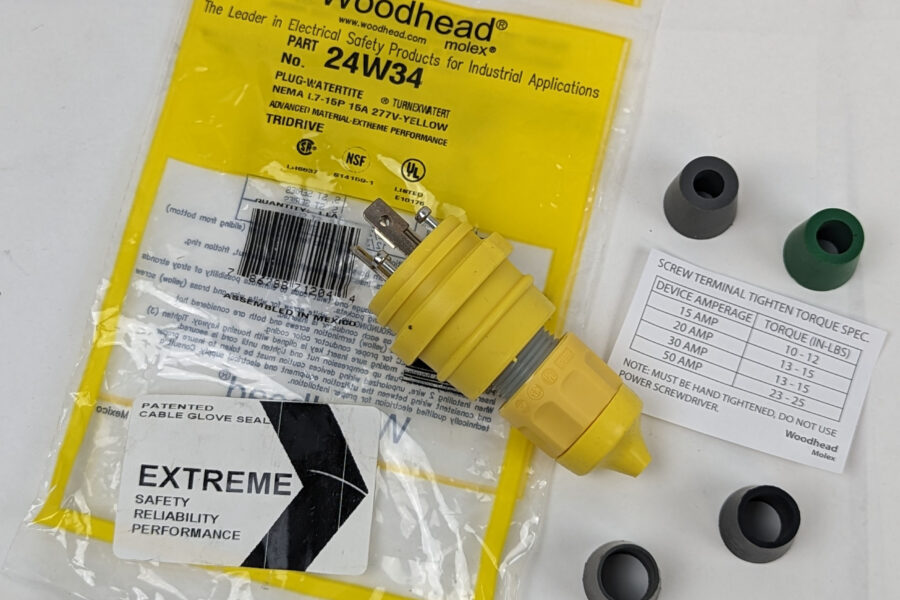 NEW Listing! FREE Shipping! Woodhead 24W34 Watertite Wet Location Locking Blade Plug L7-15P 2Pole 3Wire NEW