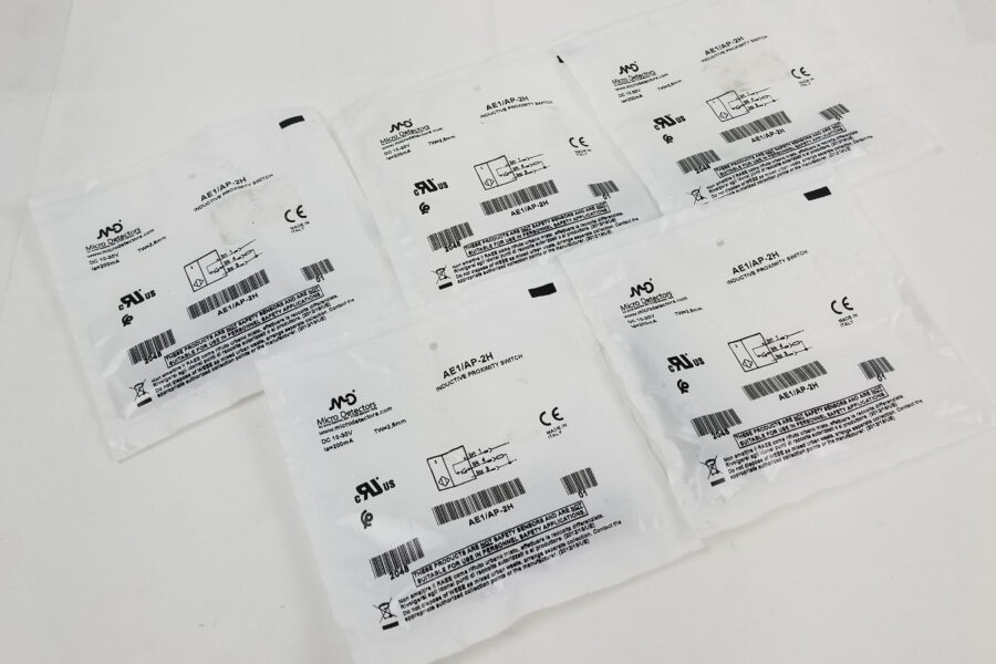 NEW Listing! FREE Shipping! 5 Micro Detectors Inductive Proximity Sensor 8x60mm Body AE1/AP-2H 4-Pin M12 NEW