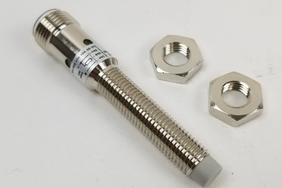 NEW Listing! FREE Shipping! Micro Detectors Inductive Proximity Sensor 8x60mm Body AE1/AP-2H 4-Pin M12 NEW