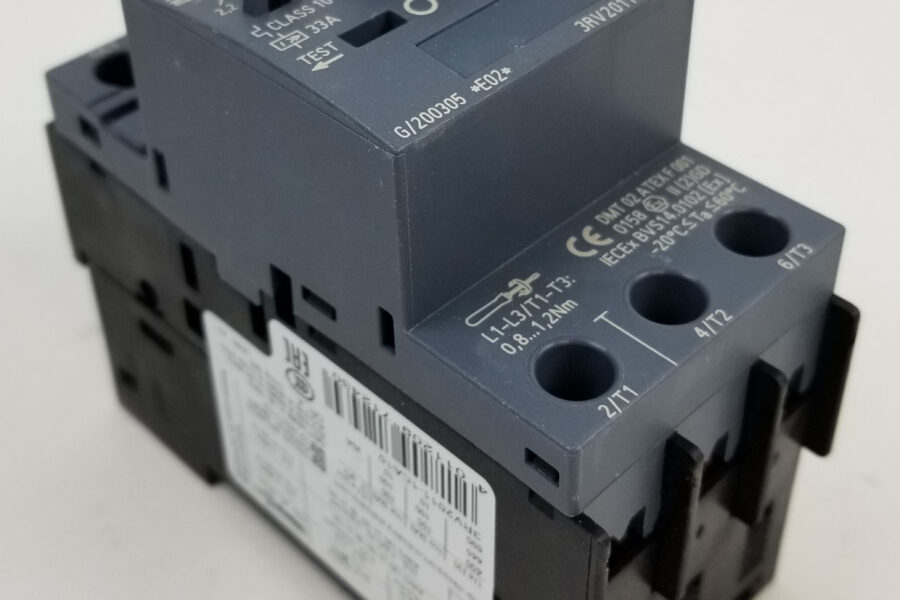 NEW Listing! FREE Shipping! Siemens Circuit Breaker 3RV2011-1CA10 690Vac/Vdc Rotary Thermal 3-Pole DIN NEW