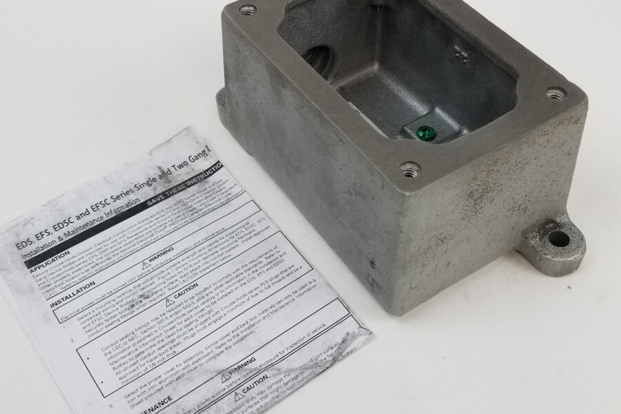 NEW Listing! FREE Shipping! EATON Crouse Hinds EDS371 Single Gang Device Body for Hazardous Locations NEW