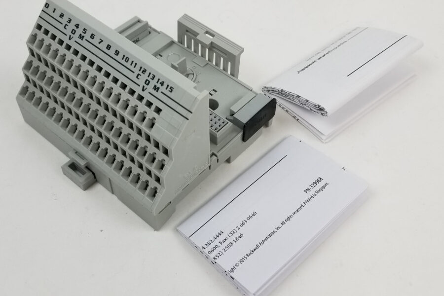 NEW Listing! FREE Shipping! Allen-Bradley 1794-TB3S Rockwell Automation Flex XT I/O Terminal Base Unit NEW