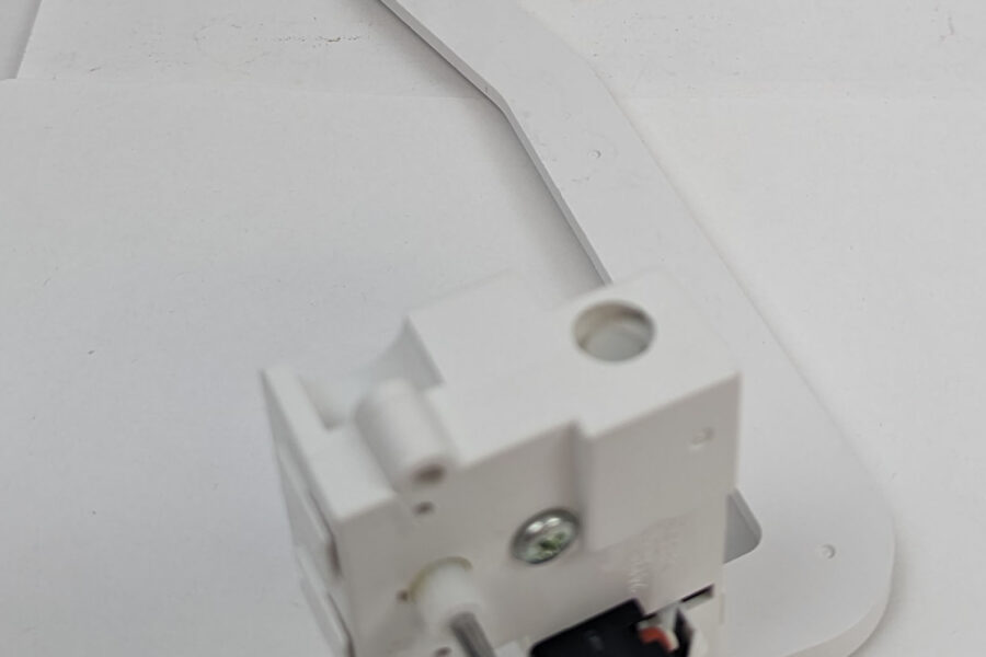 NEW Listing! FREE Shipping! Electrolux Genuine OEM Frigidaire 241939901 Ice Maker Shut-Off Arm Assembly NEW