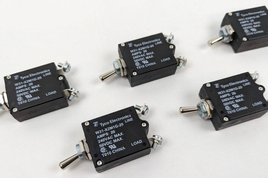 NEW Listing! FREE Shipping! 5 Tyco Circuit Breaker W31-X2M1G-20 20Amp 240Vac 50Vdc Thermal Toggle 1-Pole NEW