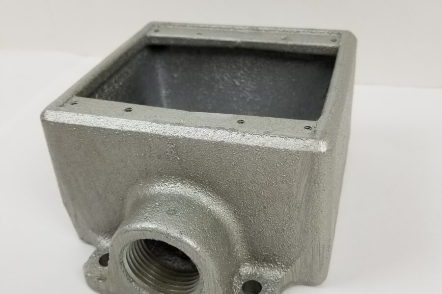 NEW Listing! FREE EXPEDITED PRIORITY MAIL Shipping! EATON Crouse Hinds FD32 Two-Gang 1″ Condulet Junction Box Iron Alloy NEW