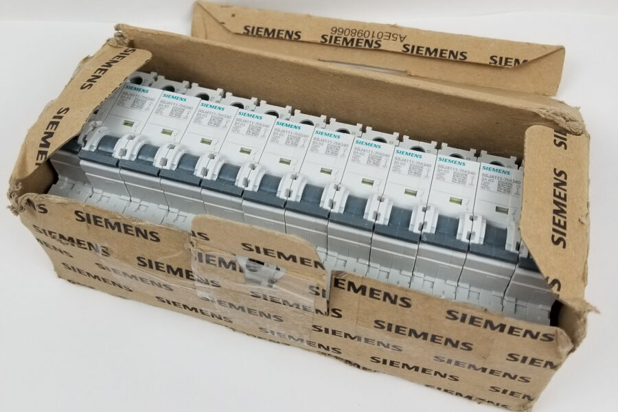 NEW Listing! FREE EXPEDITED PRIORITY MAIL Shipping! 12 Circuit Breaker Siemens 5SJ4111-7HG40 Miniature 5A 240Vac 60Vdc 1Pole DIN NEW