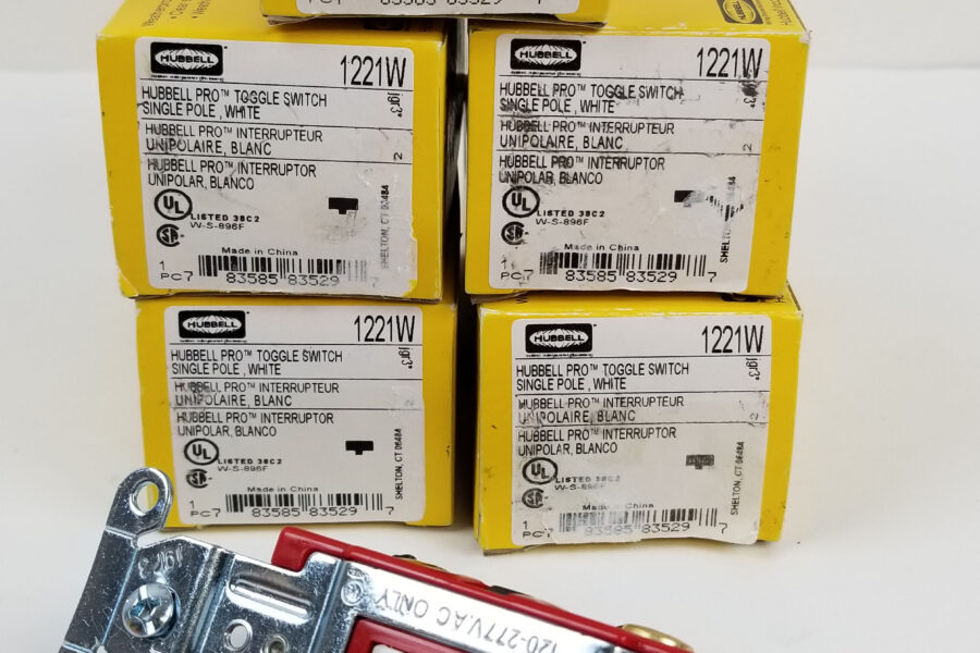 NEW Listing! FREE EXPEDITED PRIORITY MAIL Shipping! 5 Hubbell 1221W Toggle Switch Pro 20amp 120V-277V White 1-Pole Maintained NEW