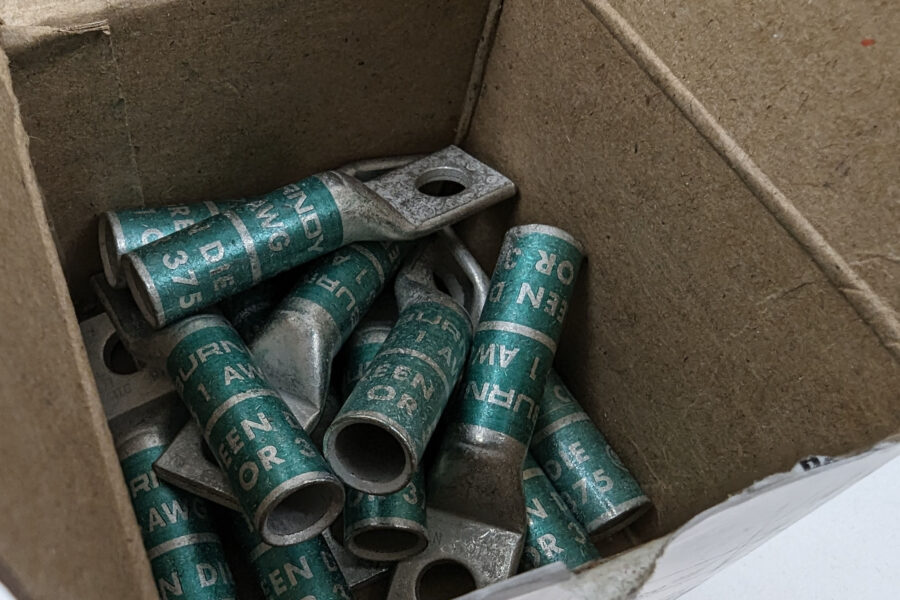 NEW Listing! FREE EXPEDITED PRIORITY MAIL Shipping! 12 BURNDY YA1C 1-Hole Lug Copper Compression Connector Straight Green 1 AWG NEW