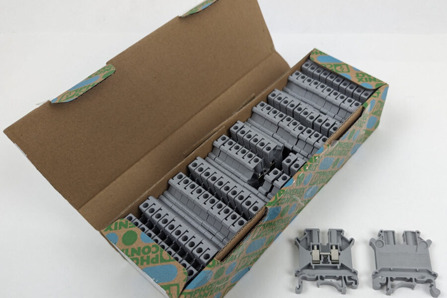 NEW Listing! FREE EXPEDITED PRIORITY MAIL Shipping! 50 Phoenix Contact Terminal Block Feed Through 2 Position Gray 10-30 AWG 3004362