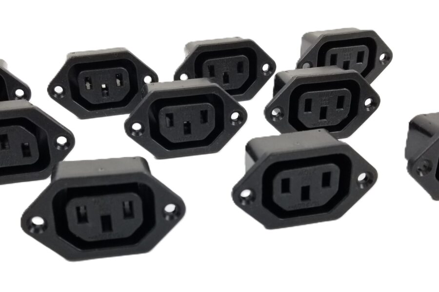 NEW Listing! FREE Shipping! 10 Qualtek 710W-00/03 Power Entry Receptacle 10A 125/250Vac Panel Mount NEW