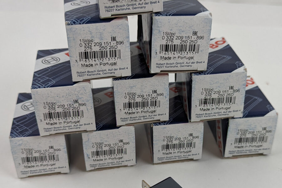 NEW Listing! FREE EXPEDITED PRIORITY MAIL Shipping! 10 Bosch Relays 0332209151 30A 12Vdc Coil SPDT Automotive Application Mini NEW