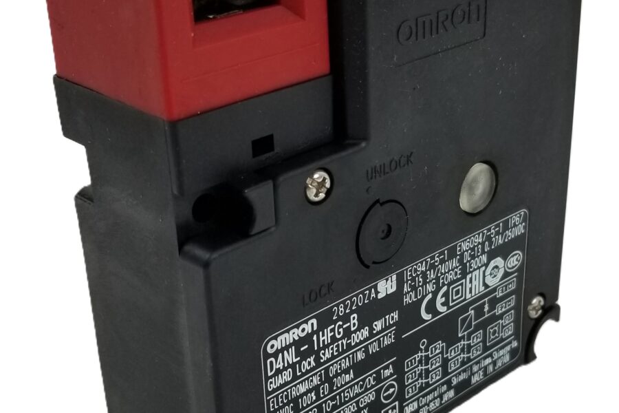 NEW Listing! FREE EXPEDITED PRIORITY MAIL Shipping! Omron D4NL-1HFG-B Guard Lock Safety-Door Switch 3A 240Vac 3PST-NC + DPST-NC NEW