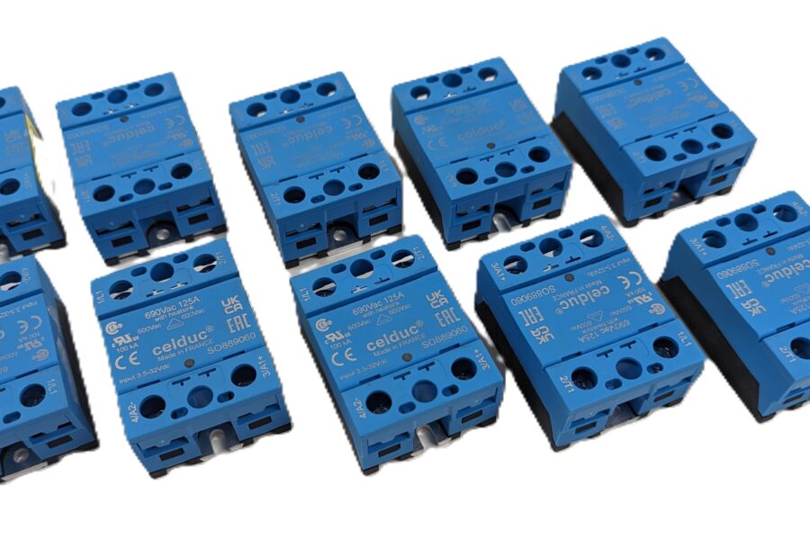 NEW Listing! FREE EXPEDITED PRIORITY MAIL Shipping! 10 Celduc SO889060 Solid State Relay 125A 24-690V Load 3.5-32Vdc Input SPST-NO NEW