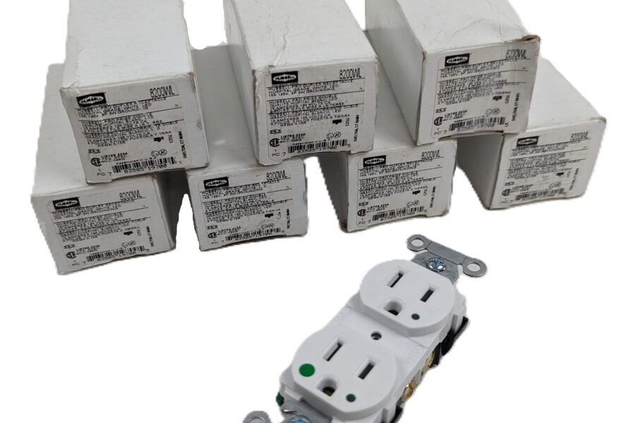 NEW Listing! FREE EXPEDITED PRIORITY MAIL Shipping! 7 Hubbell 8200WL Duplex Receptacle White 15A 125V LED Heavy Duty Hospital Grade