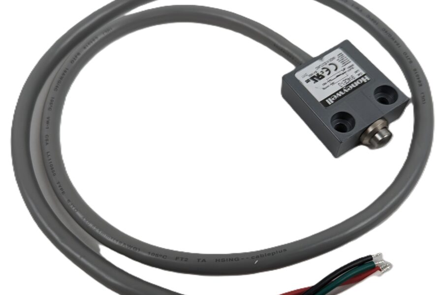NEW Listing! FREE EXPEDITED PRIORITY MAIL Shipping! Honeywell 914CE1-3 Micro Switch Snap Acting Limit Switch IP66 5A 1NO/1NC 3′ NEW