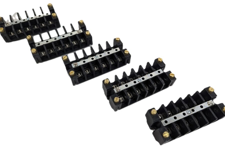 NEW Listing! FREE EXPEDITED PRIORITY MAIL Shipping! 5 GE EB27B06S Terminal Blocks with Barrier 6 Position 0.63″ Spacing 600V 30A NEW