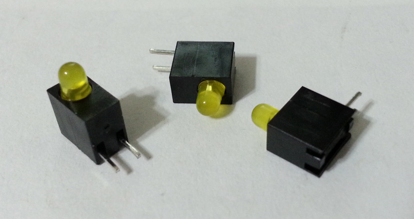 NEW Listing! FREE Shipping! 200pcs LED Yellow 3mm 588nm Circuit Board Beacon Indicators Assy Mentor E.3106Y