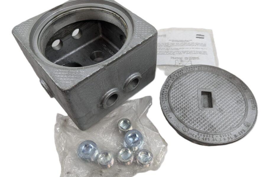 NEW Listing! FREE EXPEDITED PRIORITY MAIL Shipping! EATON Crouse Hinds EGJ-422 Explosionproof Junction Box Feraloy Iron Alloy NEW