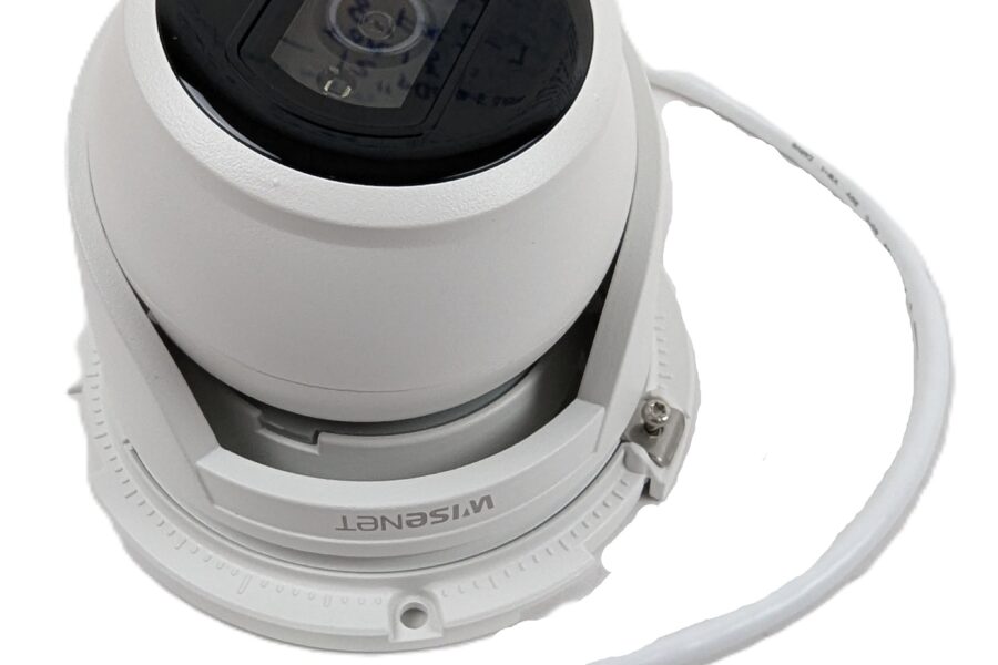 NEW Listing! FREE EXPEDITED PRIORITY MAIL Shipping! Hanwha Techwin QNE-8011R 5MP 30fps Day Night WDR PoE Camera 2.8mm IR NEW