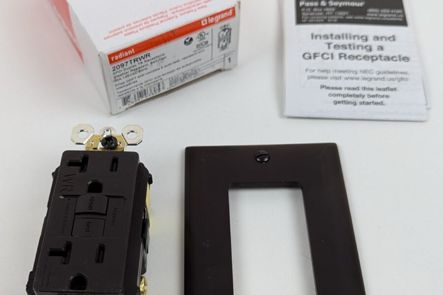 NEW Listing! FREE Shipping! Legrand Pass Seymour 2097TRWR Brown GFCI Duplex Receptacle 20A TamperResistant