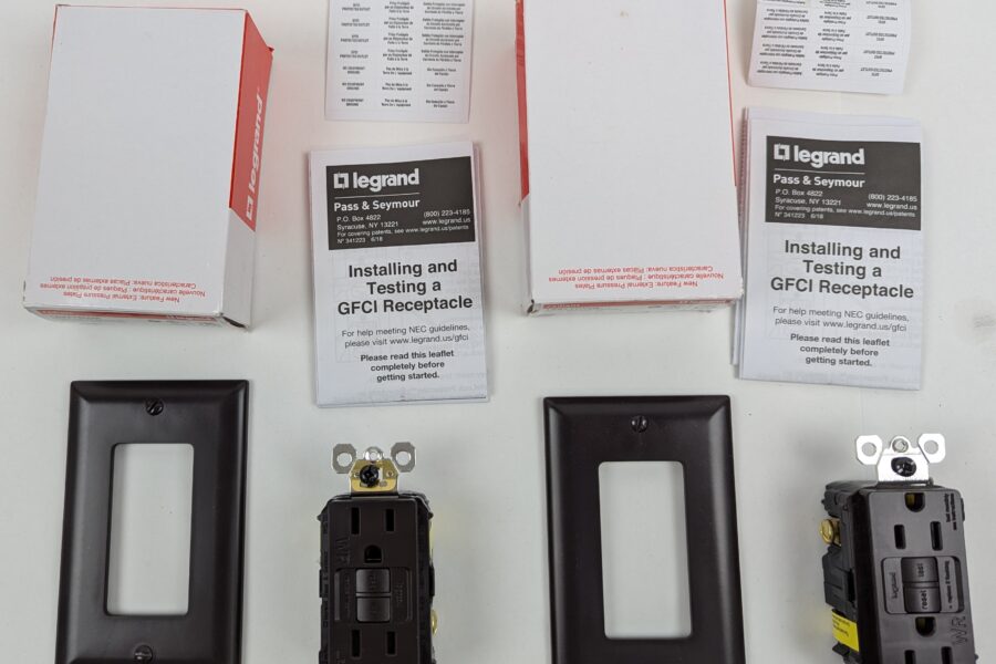 NEW Listing! FREE EXPEDITED PRIORITY MAIL Shipping! 2 Legrand Pass Seymour 1597TRWR Brown GFCI Duplex Receptacle 15A Tamper Resistant