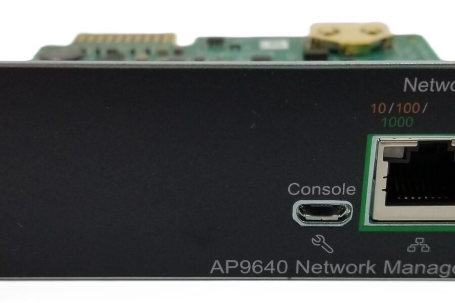 NEW LISTING! FREE EXPEDITED PRIORITY MAIL SHIPPING! Schneider AP9640 UPS Network Management Card 3 APC Secure Remote Monitoring NEW