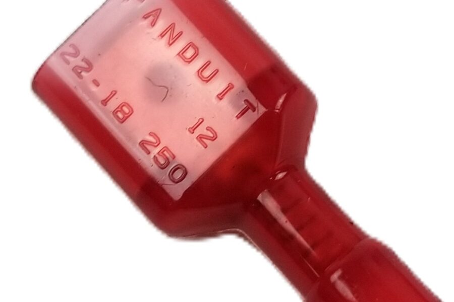 NEW LISTING! FREE EXPEDITED PRIORITY MAIL SHIPPING! 50 Panduit DNF18-250FIM-L Disconnects 22-18AWG Nylon Insulated Red Male Tab NEW