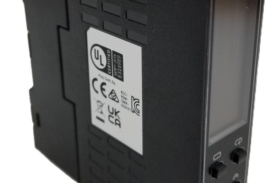 NEW LISTING! FREE EXPEDITED PRIORITY MAIL SHIPPING! Omron E5DC-RX2ASM-000 Digital Temperature Controller DIN Rail Mnt MultiRange NEW