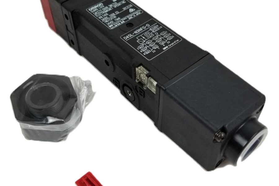 NEW LISTING! FREE EXPEDITED PRIORITY MAIL SHIPPING! Omron D4SL-N3NFG-D Guard Lock Safety-Door Switch 1.5A 24Vdc 4NC+2NO IP67 NEW