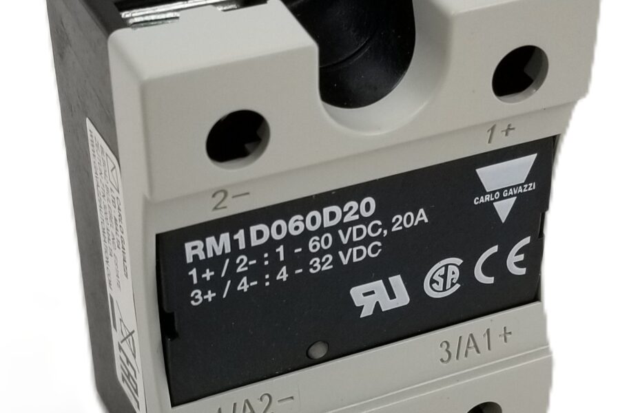 NEW LISTING! FREE EXPEDITED PRIORITY MAIL SHIPPING! CARLO GAVAZZI RM1D060D20 Solid State Relay 20A 1-60Vdc SPST-NO 4-32Vdc Cont NEW