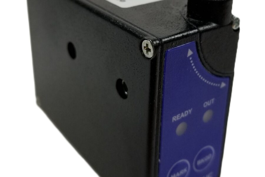 NEW LISTING! FREE EXPEDITED PRIORITY MAIL SHIPPING! Datalogic TLu-115L Photoelectric 9mm Contrast Sensor Horizontal PNP M12 Conn NEW